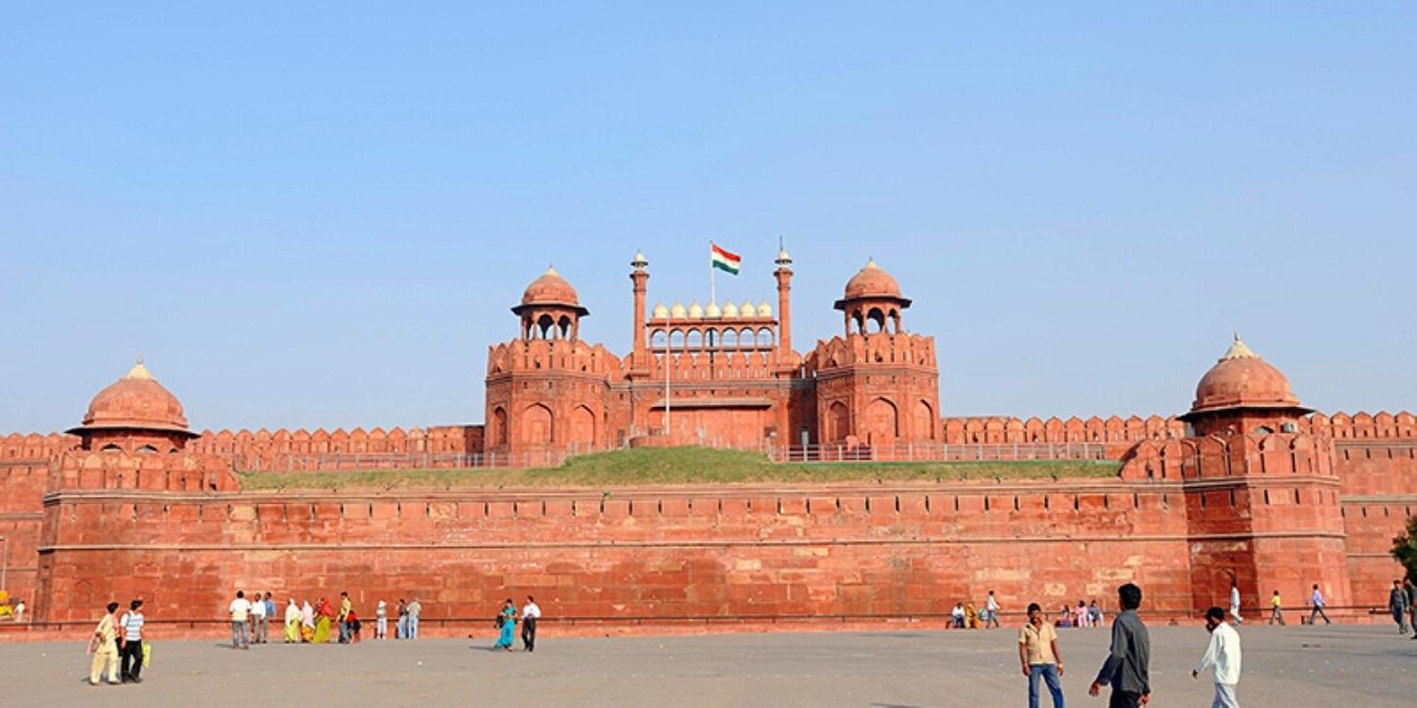 Sapphire International 100 Meters From The Railway Station New Delhi